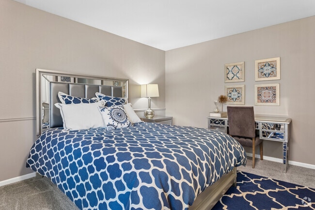 2BR, 1BA - 900SF - Primary Bedroom