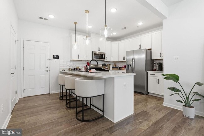 Photo - 2739 Pinebrook Rd