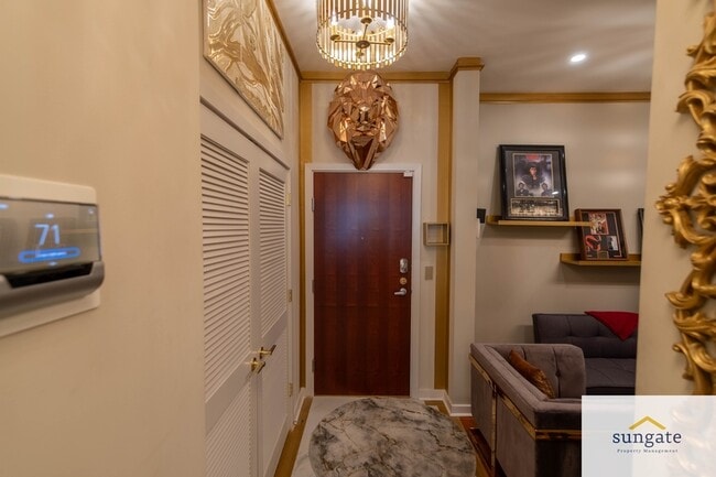 Photo - 1209 N Charles St Unidad 202