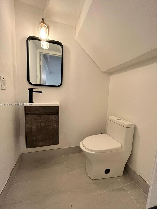 Photo - 217 Calabria Ave