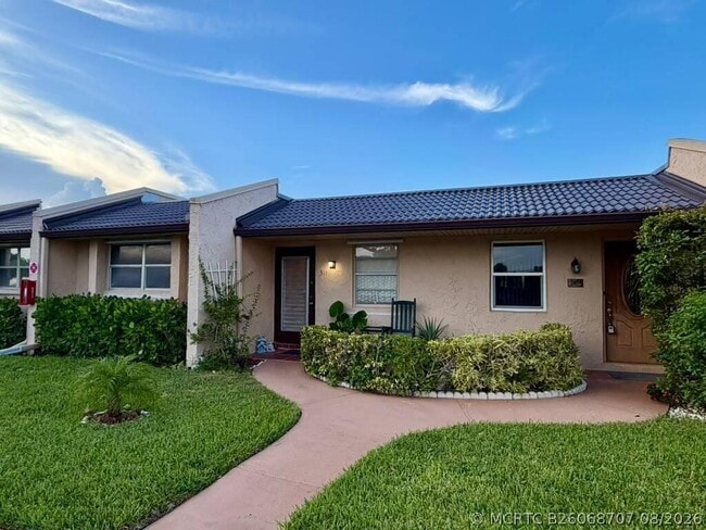 Building Photo - 311 Golden River Dr