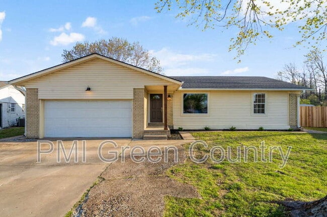 Photo - 1601 S 1st Pl
