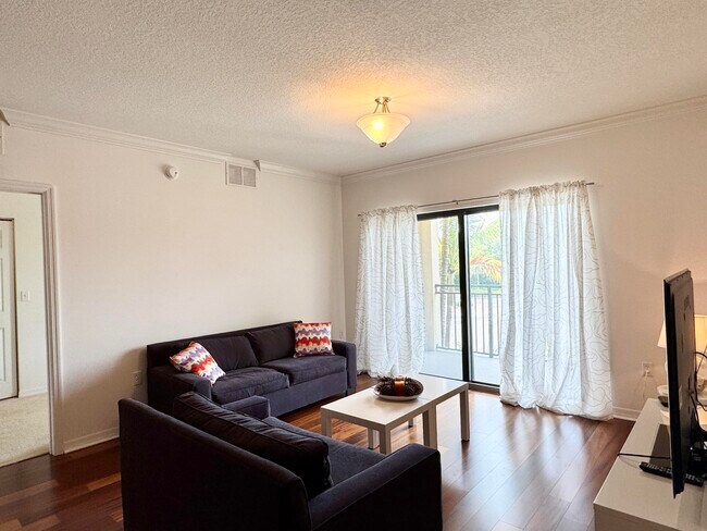 Photo - 4907 Midtown Ln Unit 1215