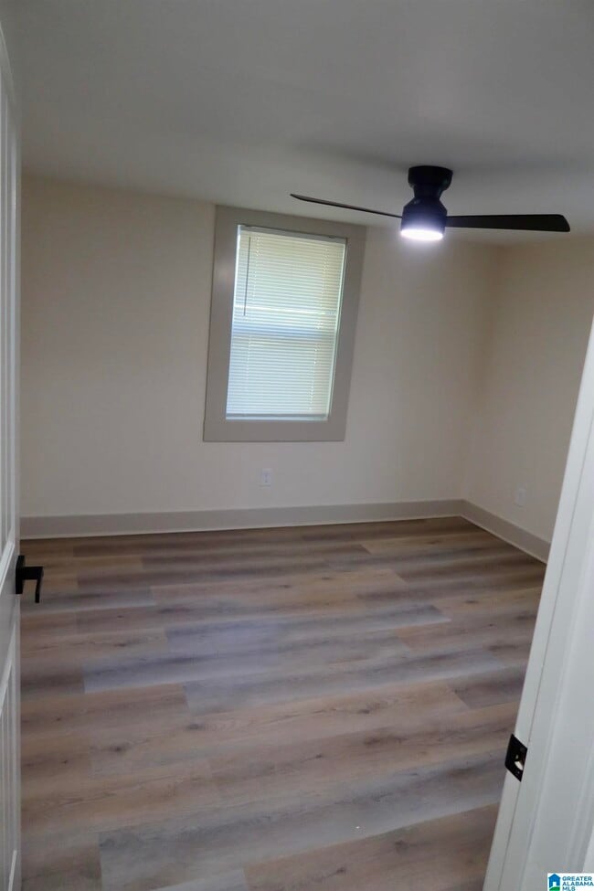 Photo - 320 Samford St