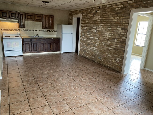 Photo - 1802 Madison St Apartments Unit 1802 Madison  1
