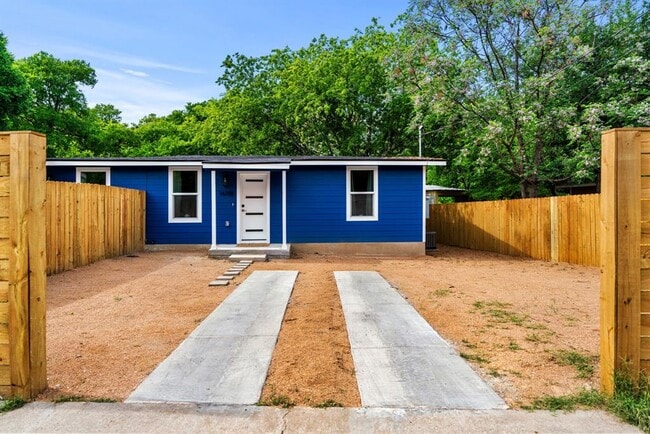 Photo - 1618 Webberville Rd Townhome