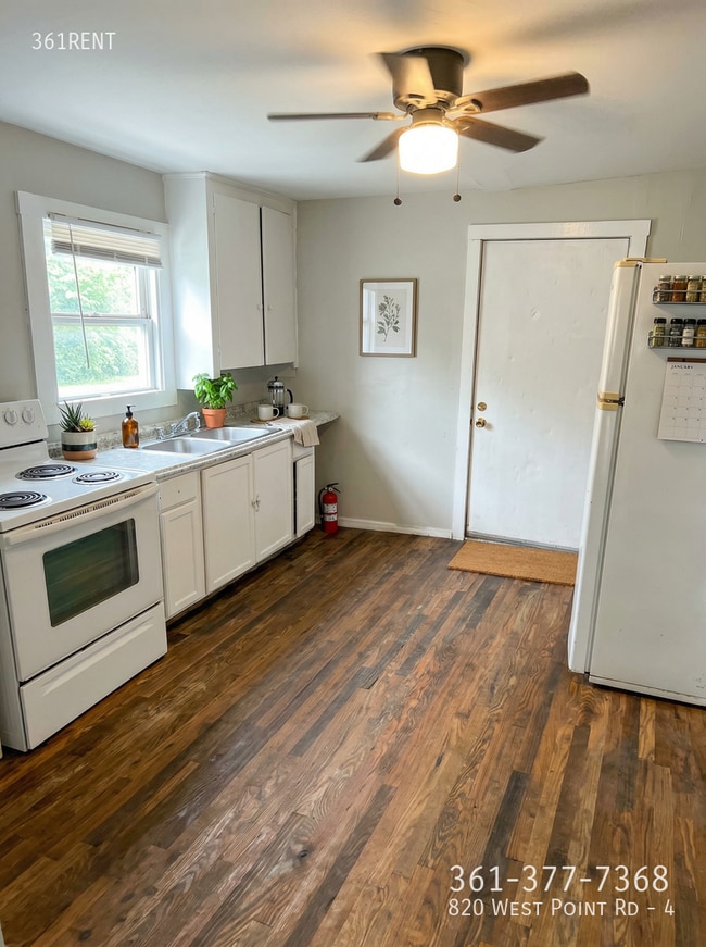 820 W Point Rd Unit 4