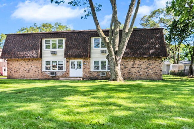 Photo - 3709 James St Unit 2