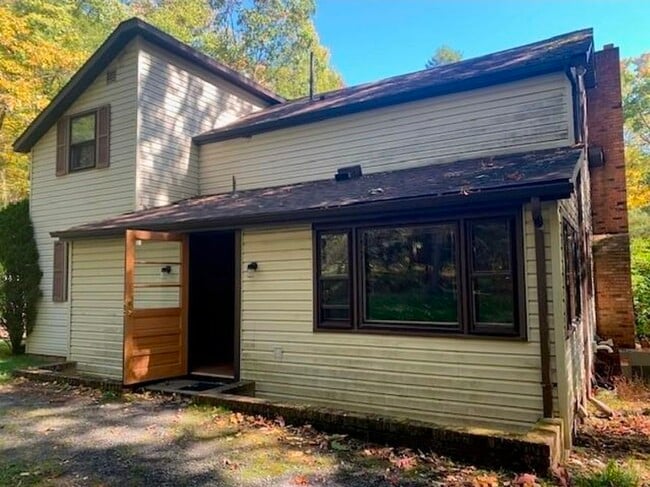 Photo - 3780 Highland Tpke