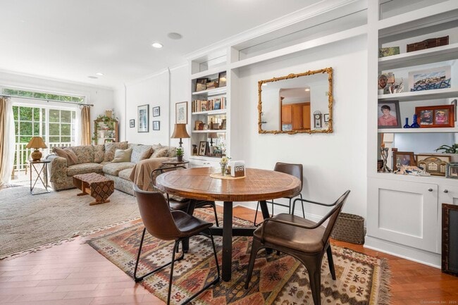 Photo - 2 Dogwood Ct Unidad 2