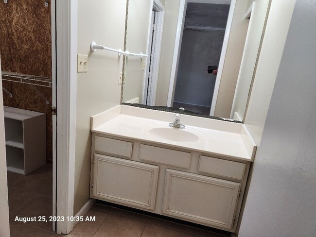 Photo - Back on Market!