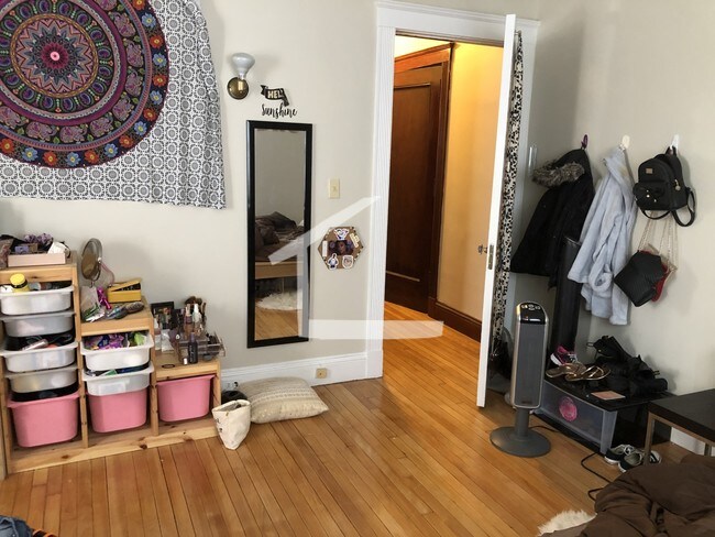 Photo - 174 Winthrop Rd Unidad 2