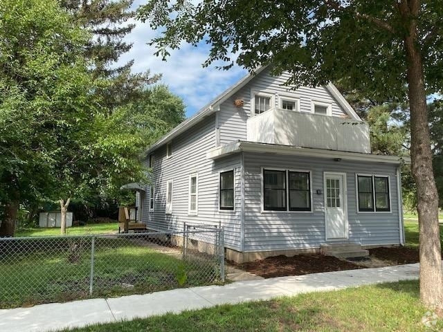 Building Photo - 303 Webster St Rental