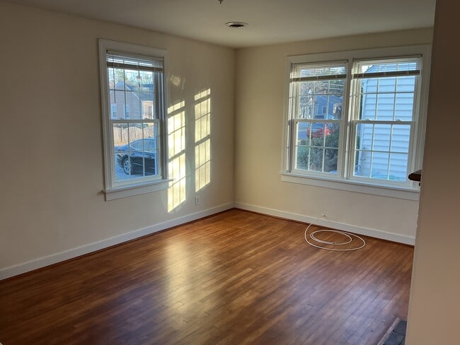 Photo - 5316 Smith Ave