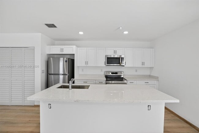 Photo - 1515 Redland Rd Unit 1