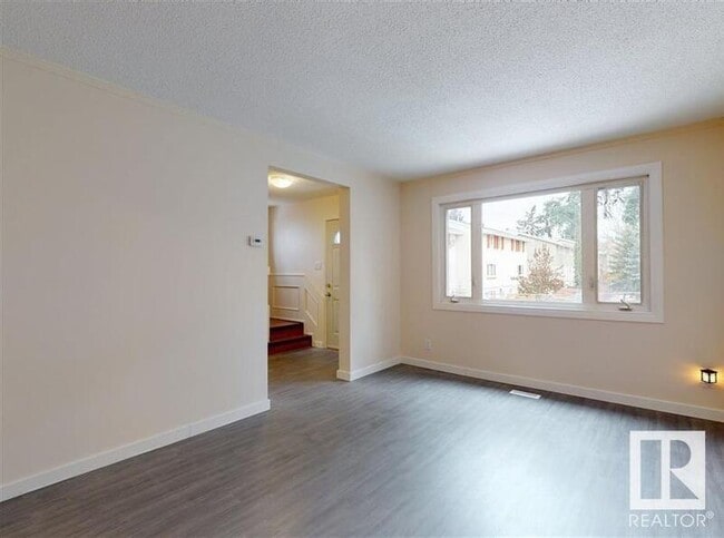 Photo - 4 C Callingwood Ct NW