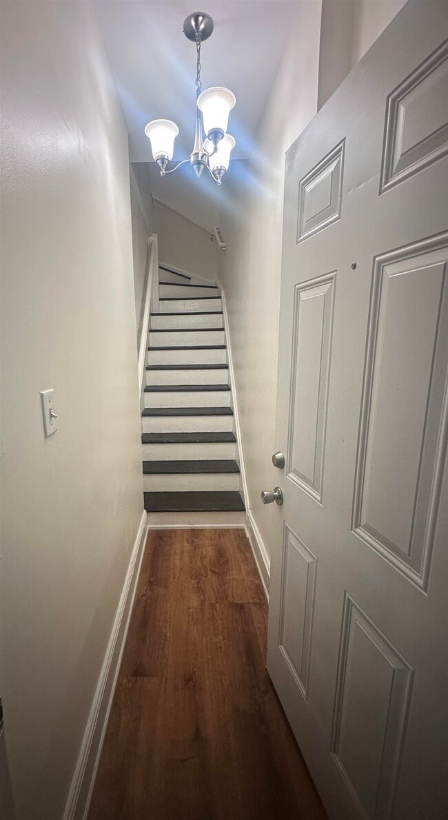 Photo - 192 Fairview Ave