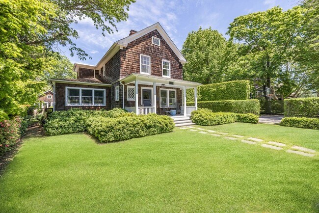 Photo - 144 Newtown Ln