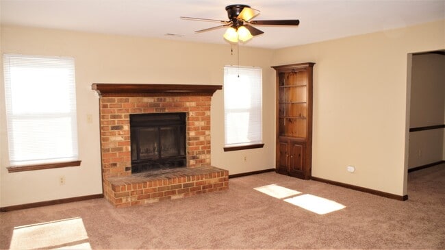 Photo - 1504 Crawley Cir