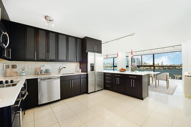 Photo - 380 Mountain Rd Unit 1207