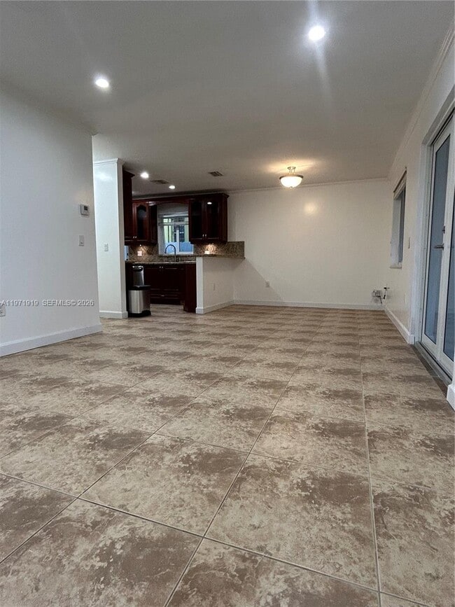 Photo - 230 SW 30th Ave Unit 230