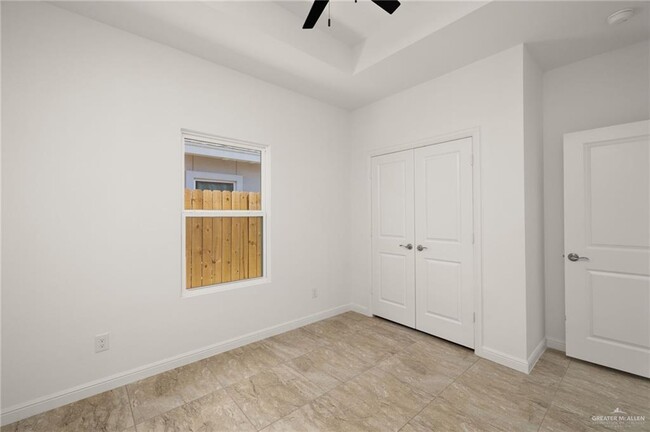 Photo - 18 Vision St Unit A