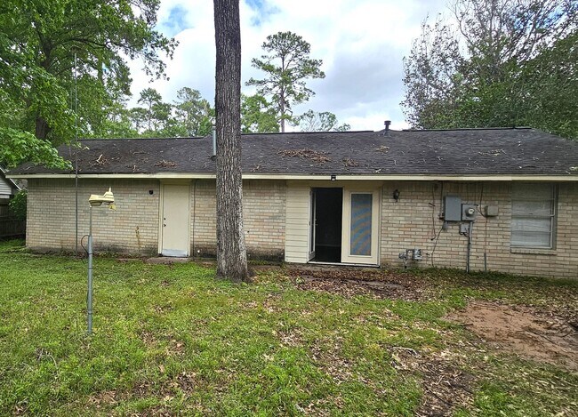 Photo - 3303 Roaming Woods Ln