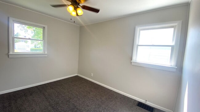 Photo - 903 W Purtscher Dr
