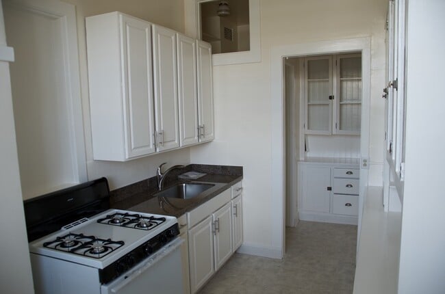 Photo - Warrington Apartments