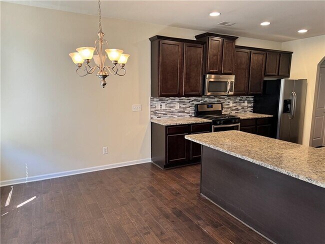 Photo - 3405 Castleberry Village Cir