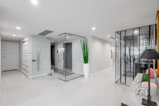 Photo - 488 NE 18th St Unit 2612/2615