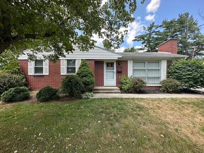 Photo - 1315 Bretton Dr