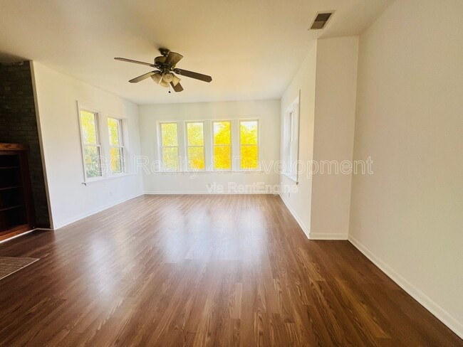 Photo - 6124 S Whipple St Unit 3