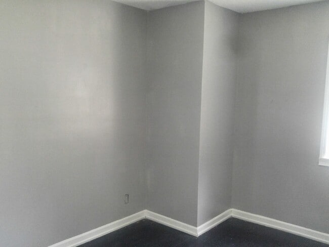 Photo - 3 Bedroom with easy access to freeway, downtown Grandview