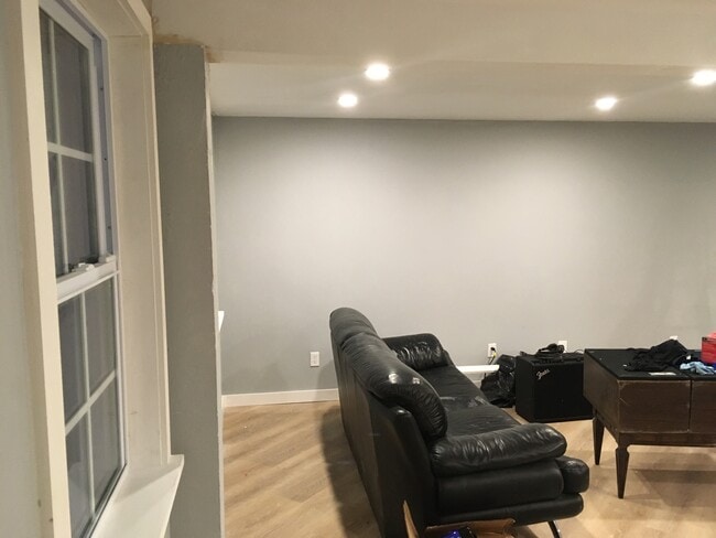 Living Room from Door - 2031 Schulte Ave Unit 4