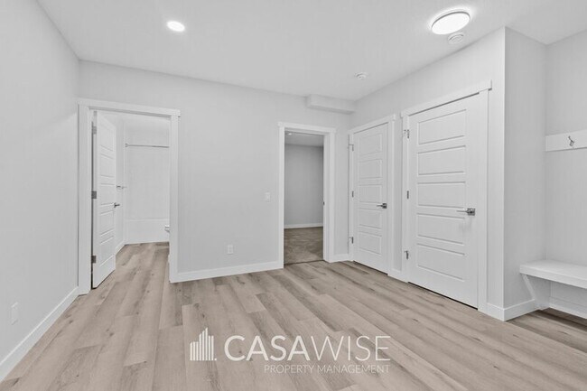 Photo - 8027 Cedric Mah Rd