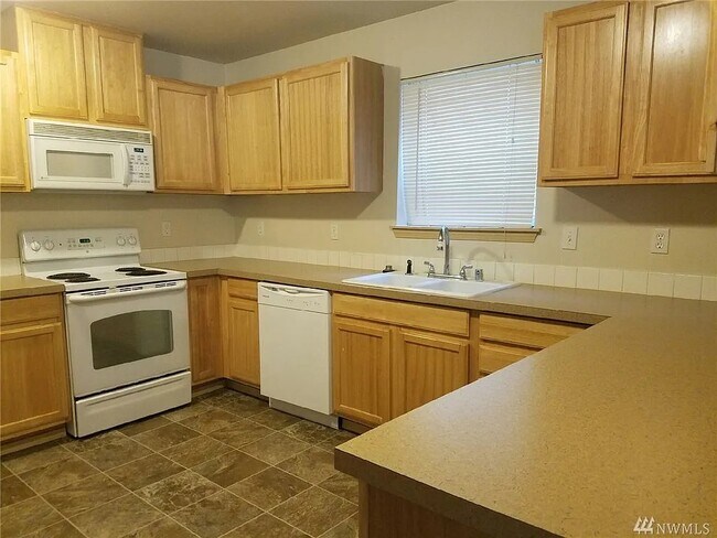 Photo - 17420 84th Avenue Ct E