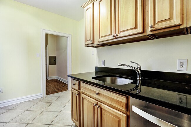 Photo - 340 Fairmount Ave Unit 204