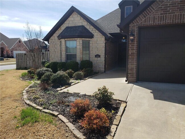 Photo - 4001 SW Rhinestone Blvd