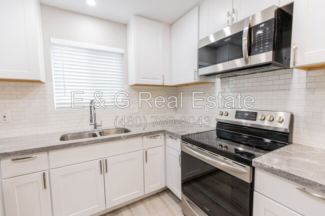 Building Photo - 4644 E Caballero St Unit 1