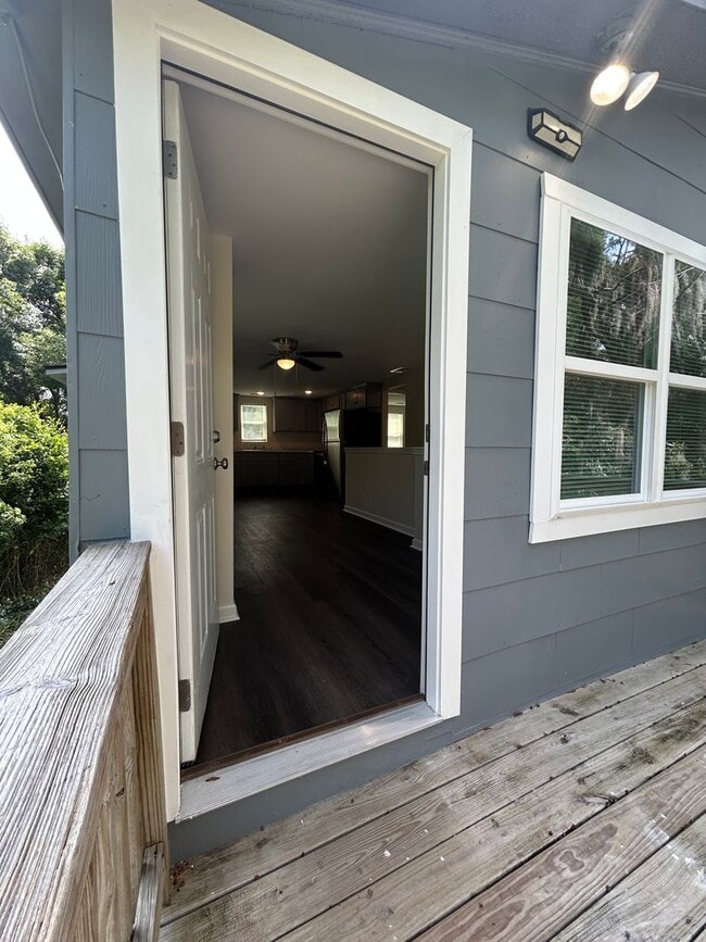 5308 Jasmine Ave