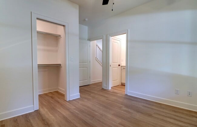 Photo - 1333 W Mt Comfort Rd