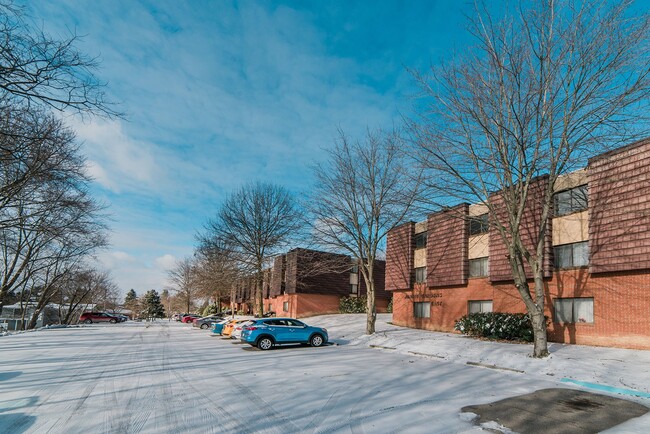 Jennie Gardens Apartments