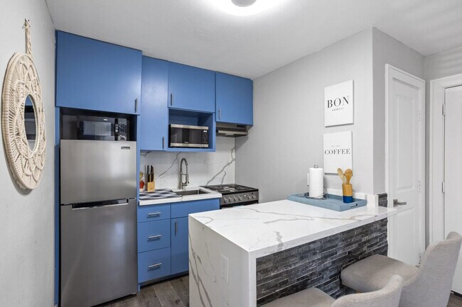 Photo - 2620 Arbor St Unidad FL2-ID1257722P