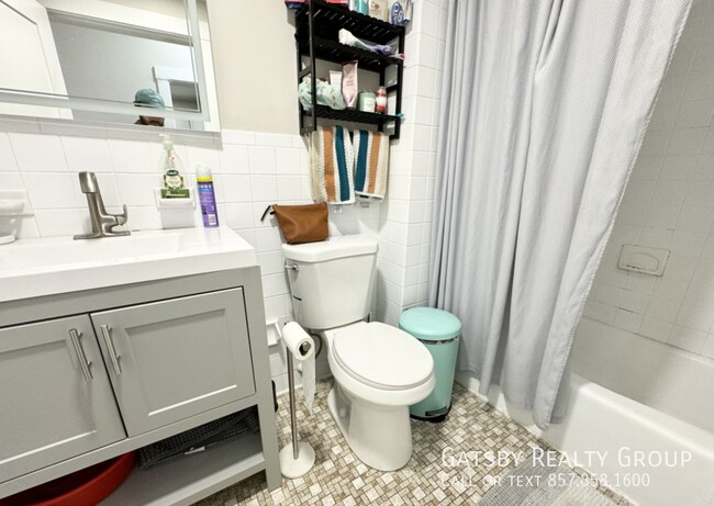 Photo - 164 Gove St Unit 3R