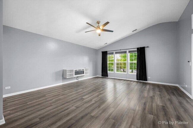 Photo - 3302 Bromley Ln