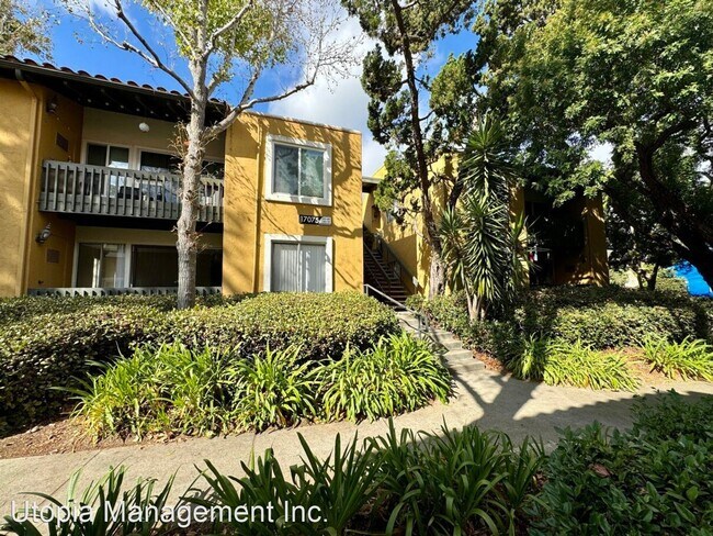 3 br, 2 bath House - 17075 W Bernardo Dr #102 - 3 br, 2 bath House - 17075 W Bernardo Dr #102