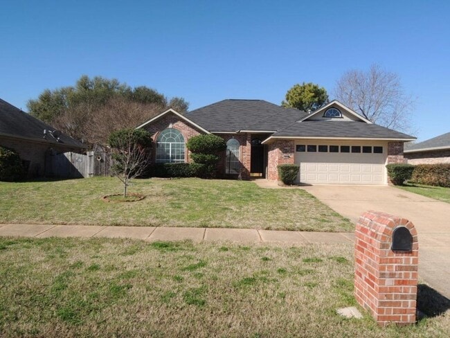 Building Photo - Close to Barksdale Airforce Base Rental