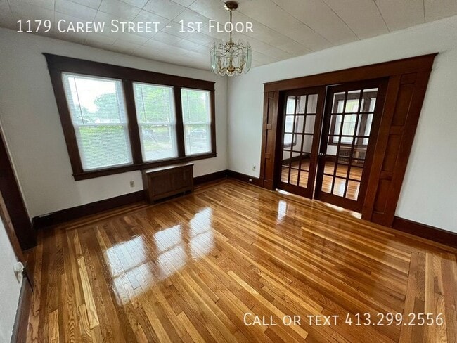 Building Photo - 1179 Carew St Unit 1st Floor Rental
