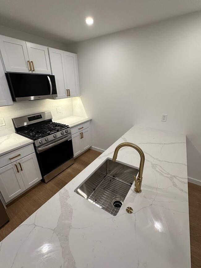 Photo - Jenkintown Bank & Trust Apartments Unit 207